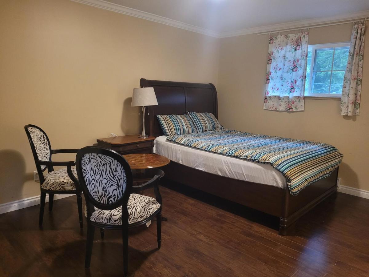 Vancouver Jenny'S Guesthouse Кокуитлам Экстерьер фото