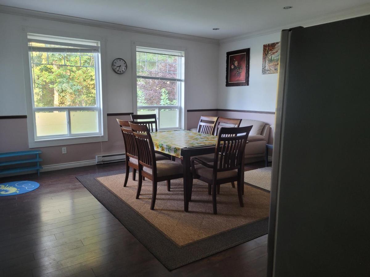 Vancouver Jenny'S Guesthouse Кокуитлам Экстерьер фото