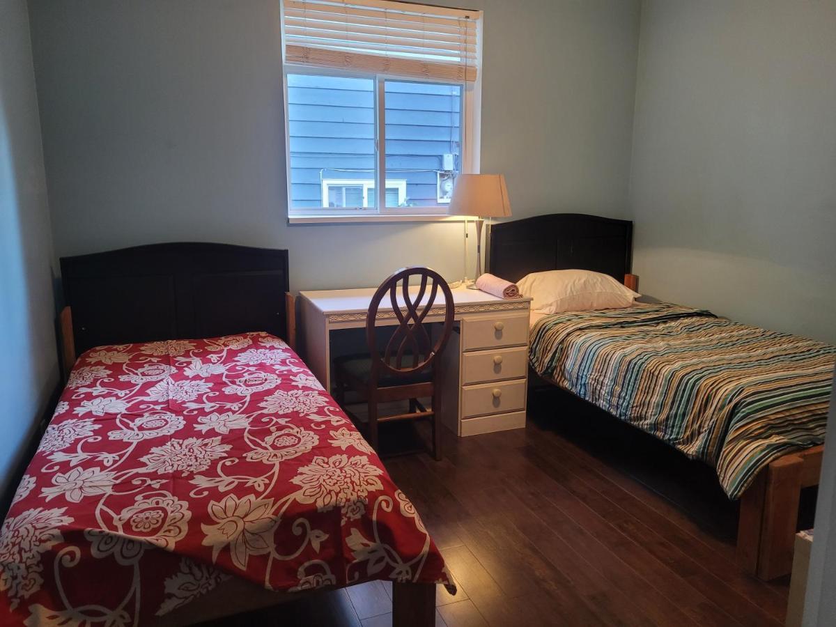 Vancouver Jenny'S Guesthouse Кокуитлам Экстерьер фото